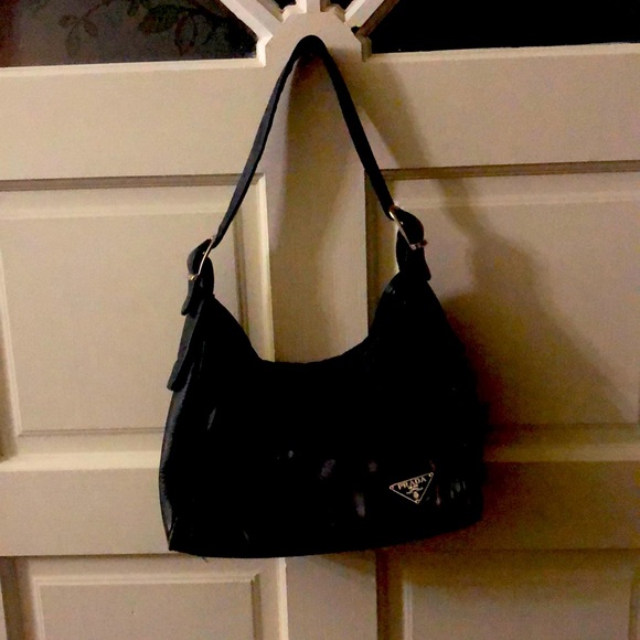Small Prada leather purse